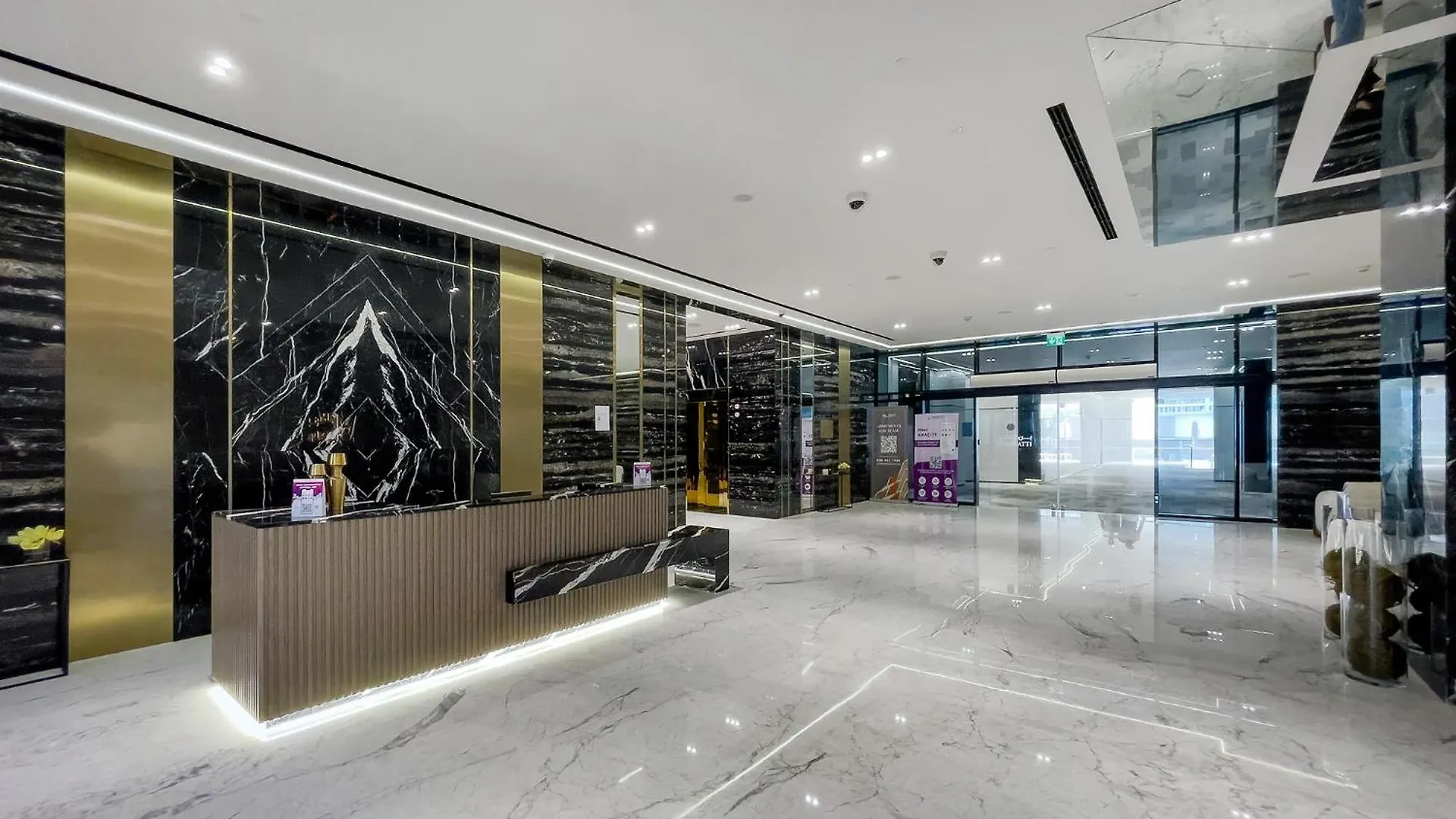 Sophisticated Binghatti Canal Dubai 0*,  Emirati Arabi Uniti