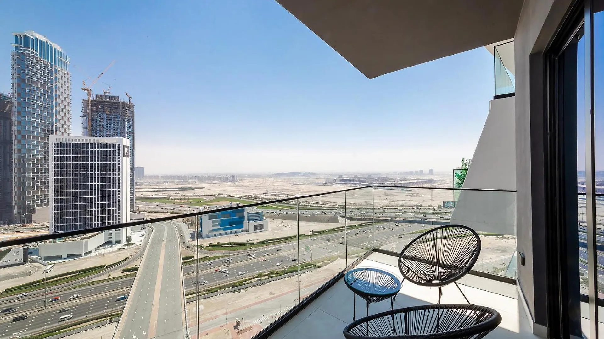 Sophisticated Binghatti Canal Dubai 0*,